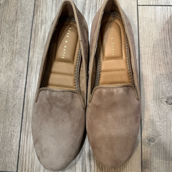 ❗️NEW IN BOX Kelly and Katie ‘Peyton’ flats - Picture 8 of 12